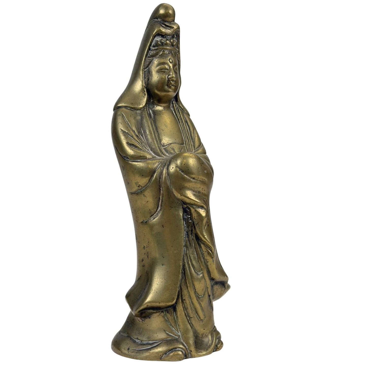 Kwan Yin beeld uit China met serene uitstraling en verfijnde gewaadplooien