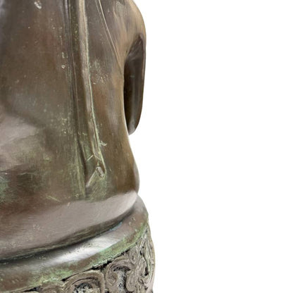 Left torso and openwork throne detail of the Lan Na-style Shakyamuni Buddha