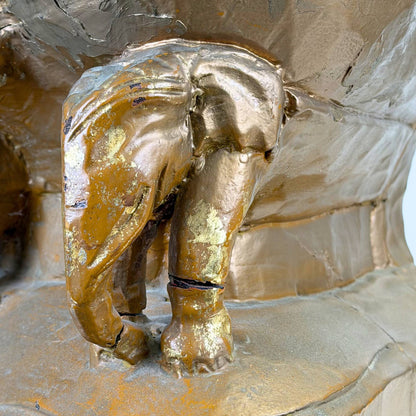 Large Burmese Shan-Style Buddha on Elephant Throne – Wood, 95.5 cm – profile and silhouette detail