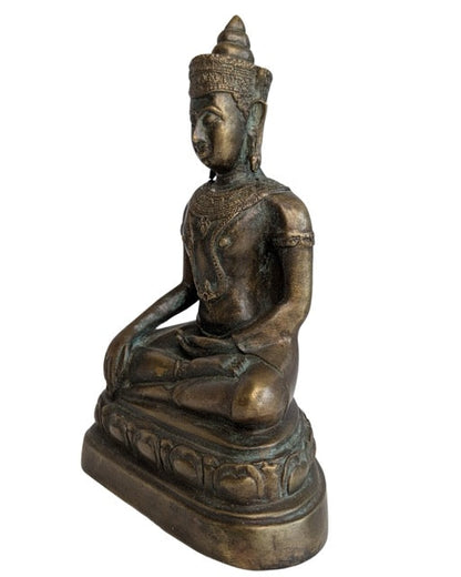 Thai Ayutthaya Buddha seated on a lotus pedestal
