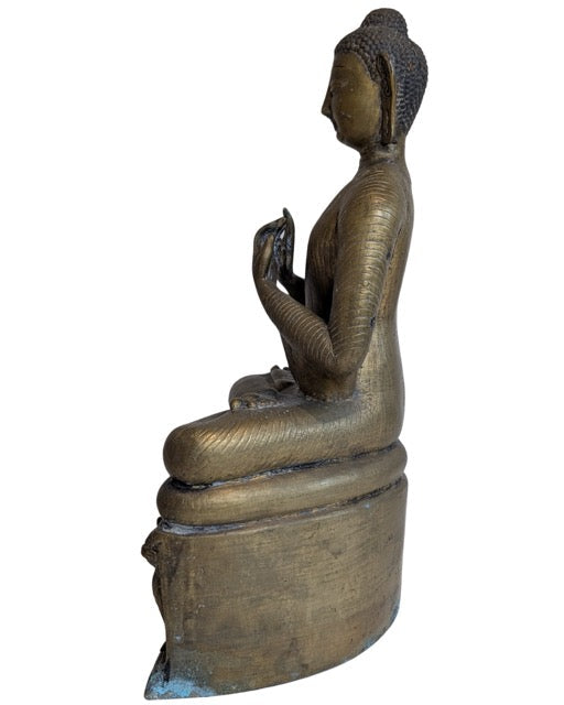 Serene face of the Mandalay-style Shakyamuni Buddha