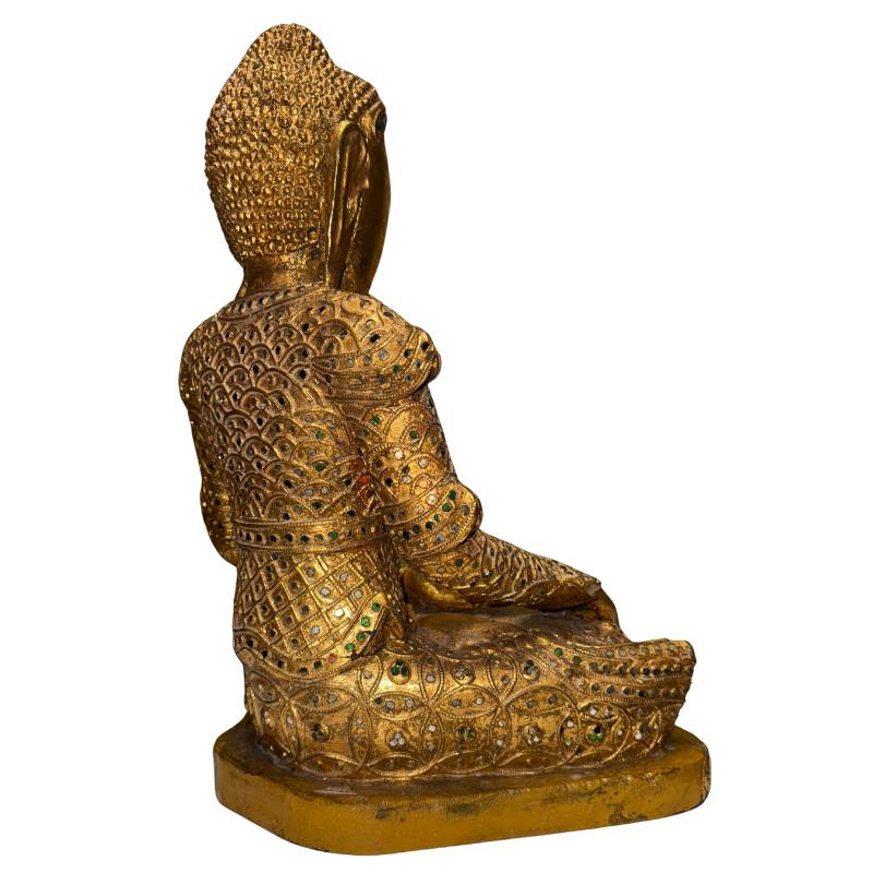 Antiek Mandalay Boeddha beeld van hout met goudkleurige vergulding en decoratieve details