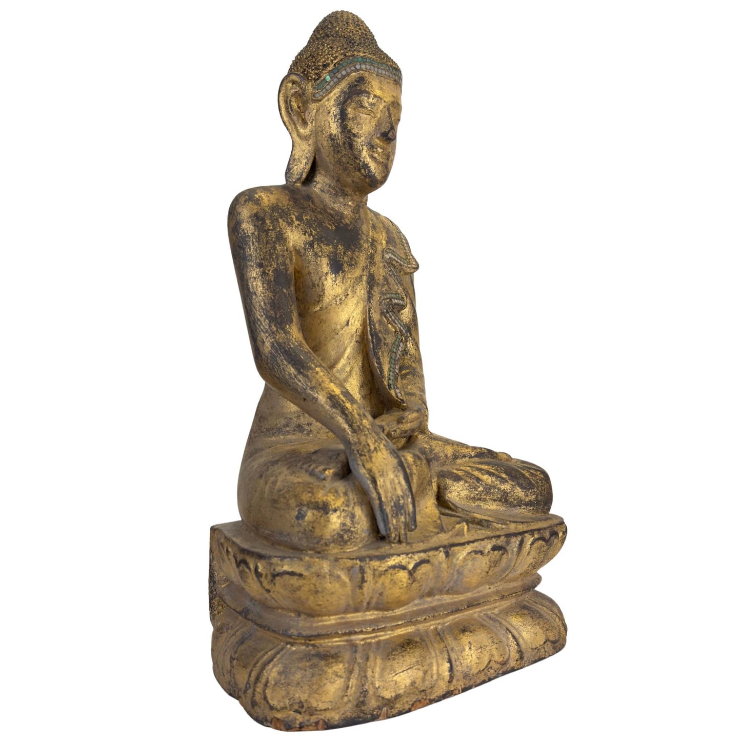 Mandalay Boeddha met oude vergulde laklaag
