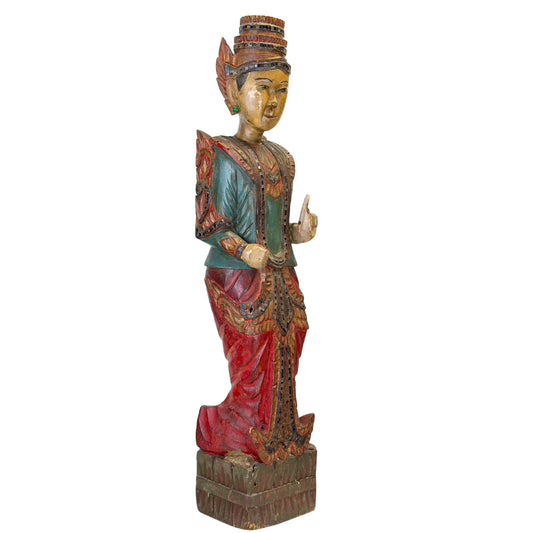Handgesneden Deva figuur in traditionele Mandalay stijl uit Birma