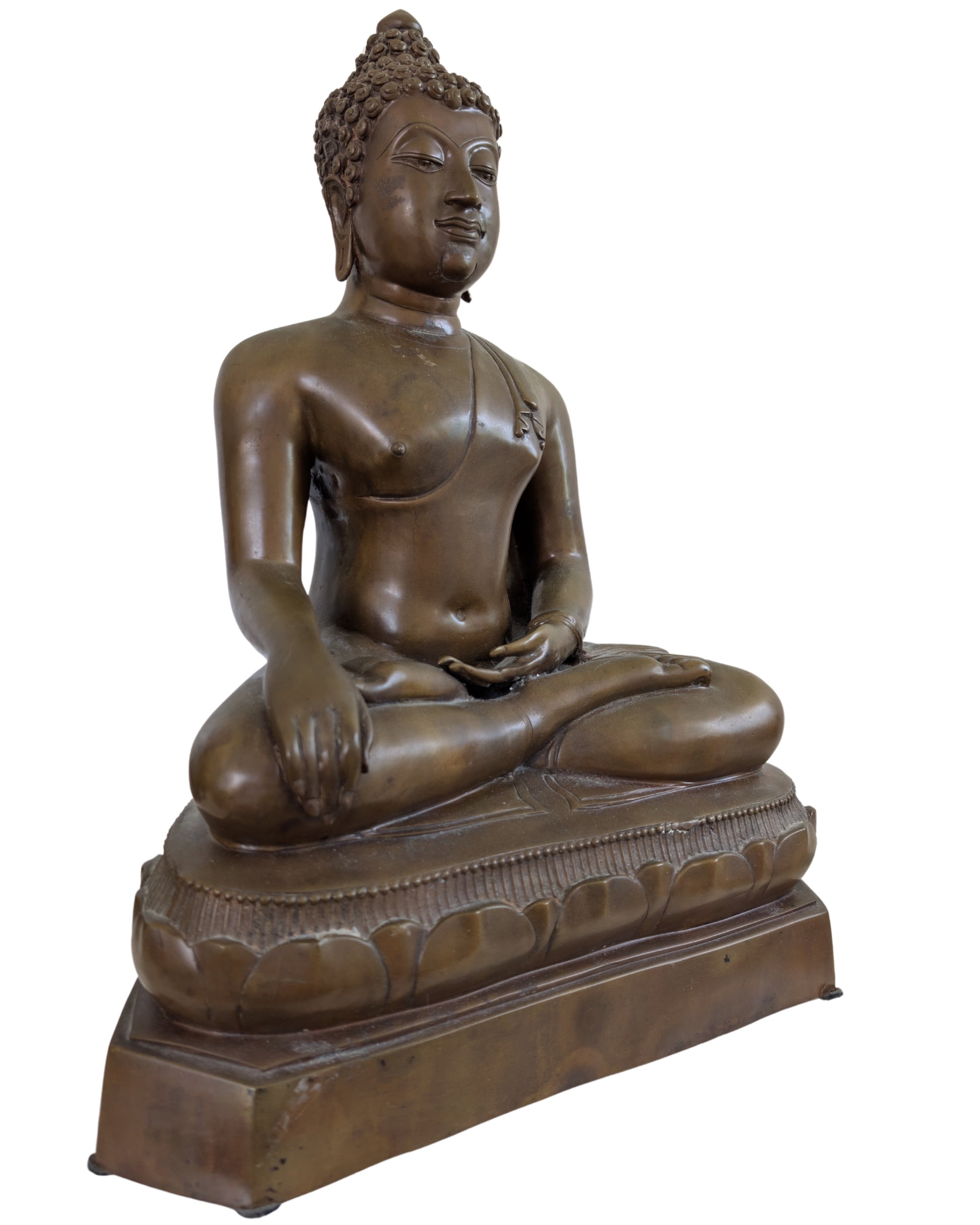Handgegoten massief messing Buddha beeld met een gewicht van 12 kg.