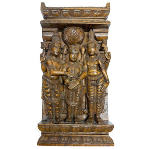 Muurdecoratie Meenakshi and Shiva Wooden Temple Relief – Madurai Lot 449
