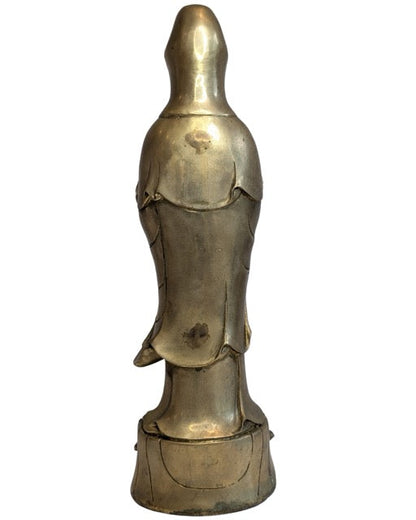 Flowing robes on the bronze Guanyin figure