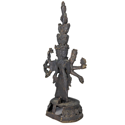 Antique Pair of Sahasrabhuja Avalokiteshvara – Gilt Bronze, 21 & 19 cm – close view of the lower section