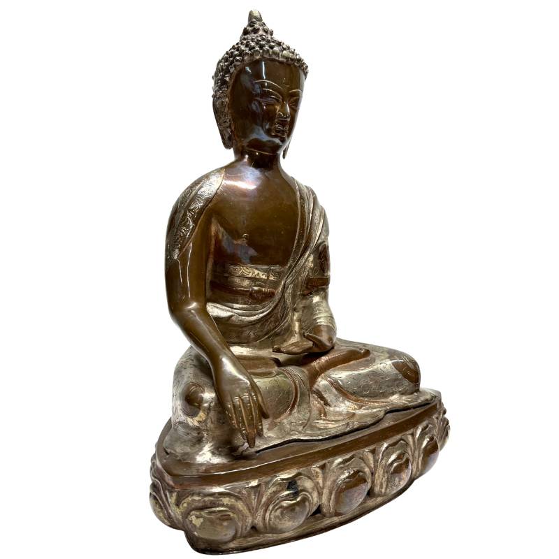 Nepalese Shakyamuni Buddha – Hand-Engraved Bronze, ca. 1920, 37 cm – three-quarter front view