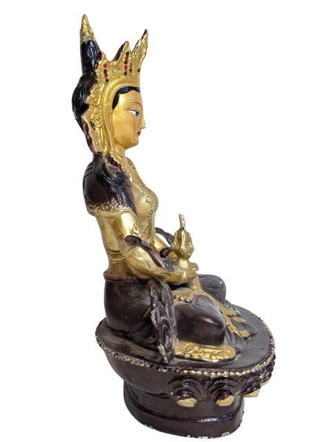 Finely detailed crown on the Nepalese Tara