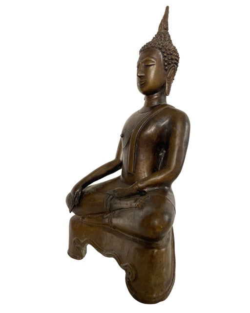 Old Thai Buddha – Bronze, Bhumisparsha Mudra, 26 cm – three-quarter front view