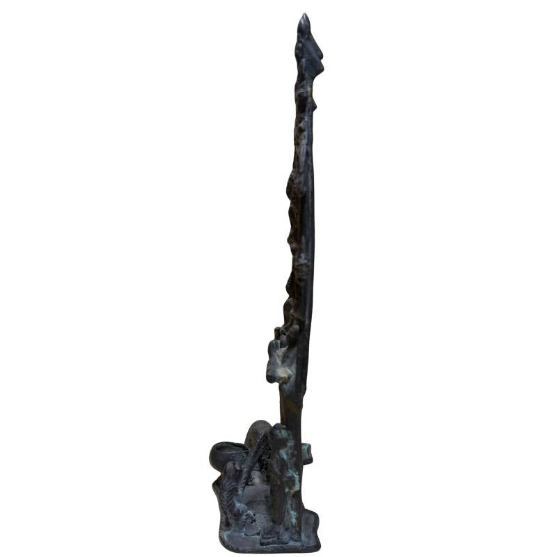 Oud bronzen tempelobject met Boeddhafiguren, Naga en rituele details