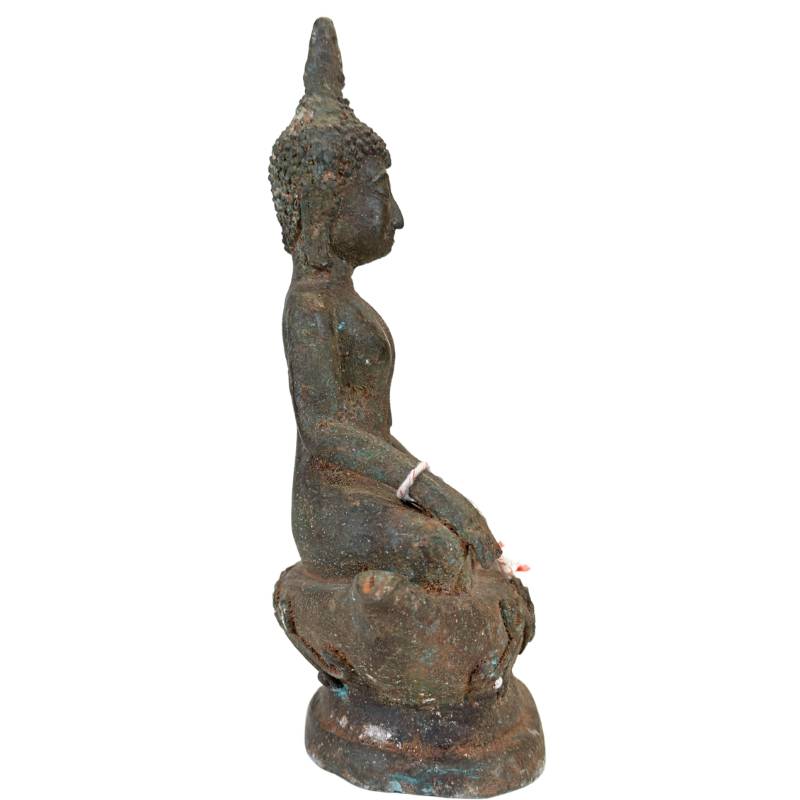 Oude Thaise bronzen Boeddha met groene patina detail