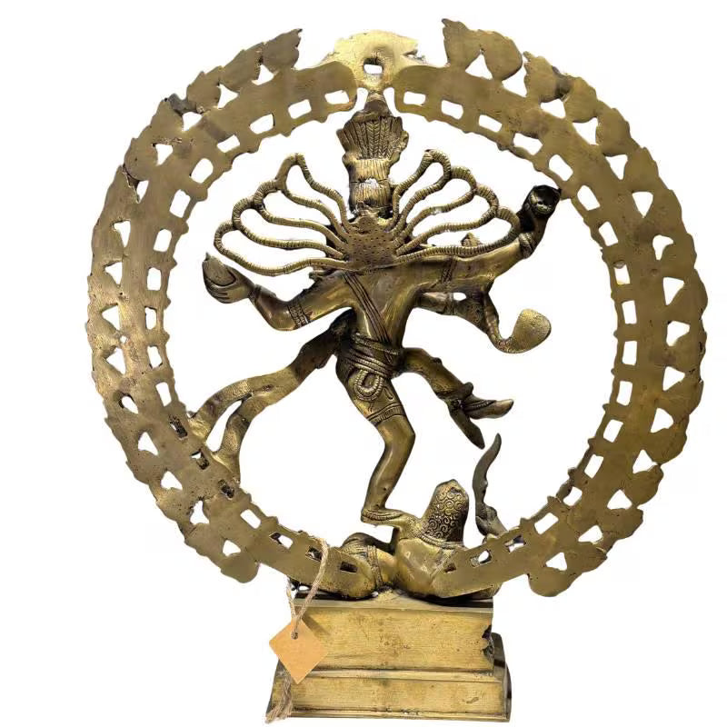 shiva nataraja brons detail gezicht hindoe godheid india