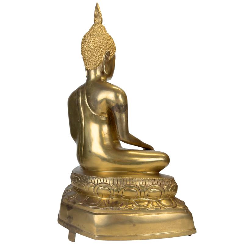 Sukhothai Revival-stijl Boeddha met karakteristieke vlam-ushnisha en gelaatstrekken.