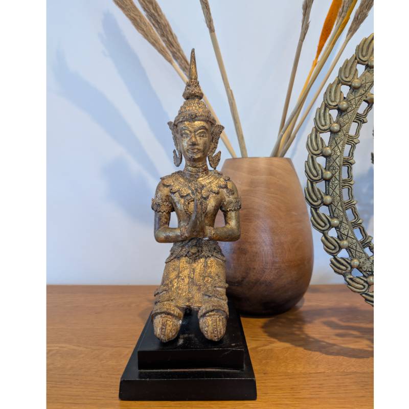 Thai Bronze Thepanom Devotional Figure in Kneeling Pose – close view of the central details
