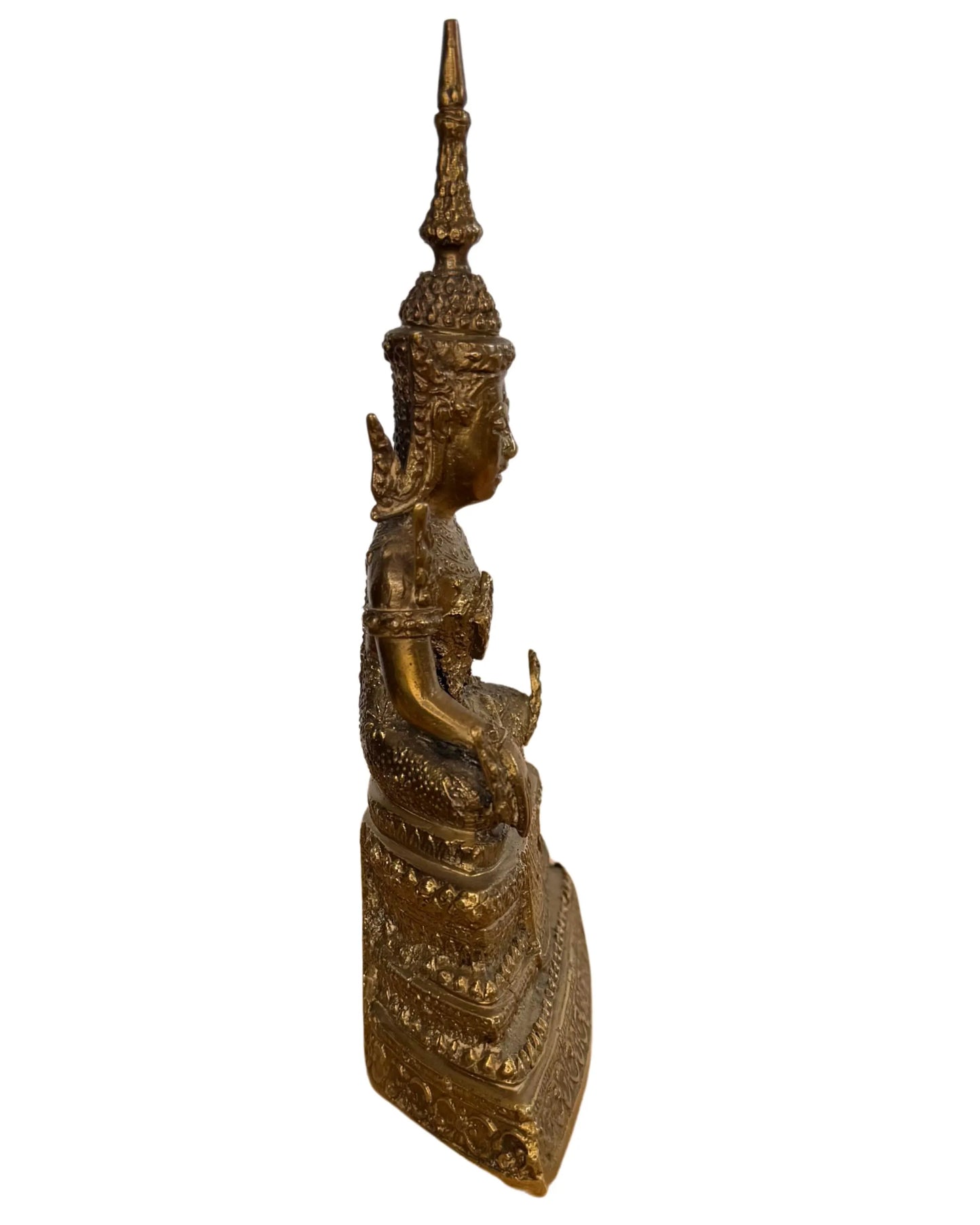 Detail van trapsgewijze basis Thaise Boeddha ornamenten