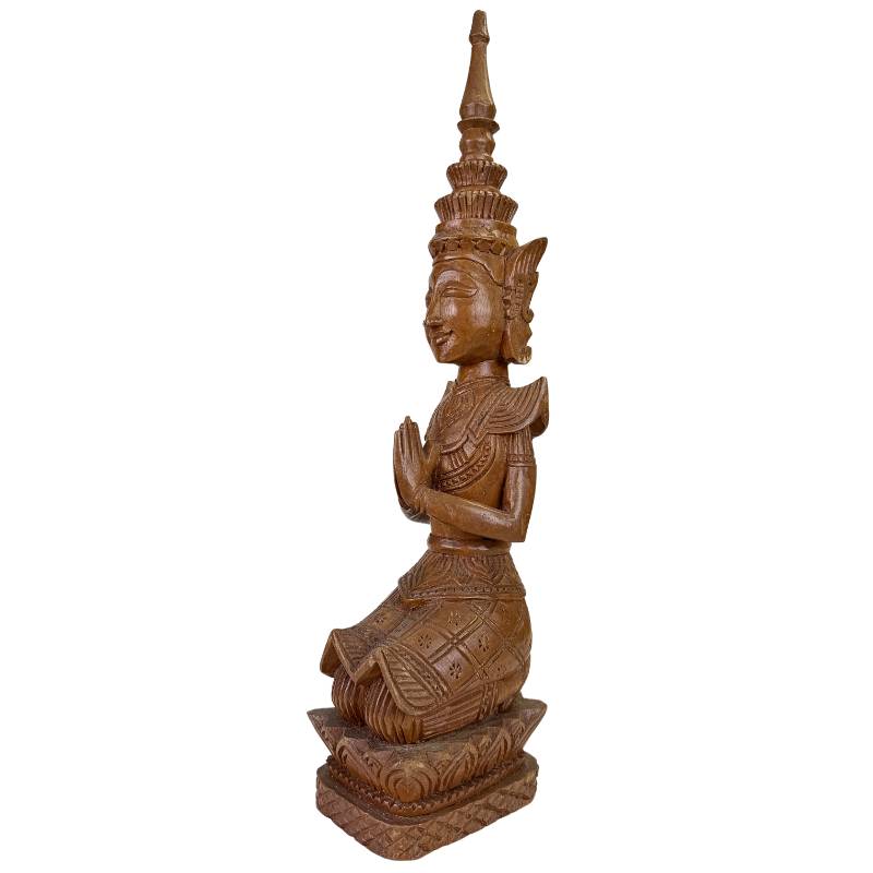 Thaise tempelwachter hout met polychrome resten detail