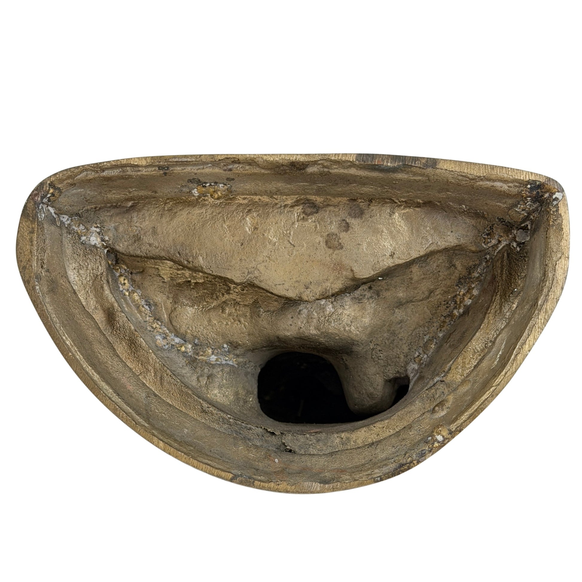 Underside of the Tibetan Buddha showing traditional hollow bronze casting