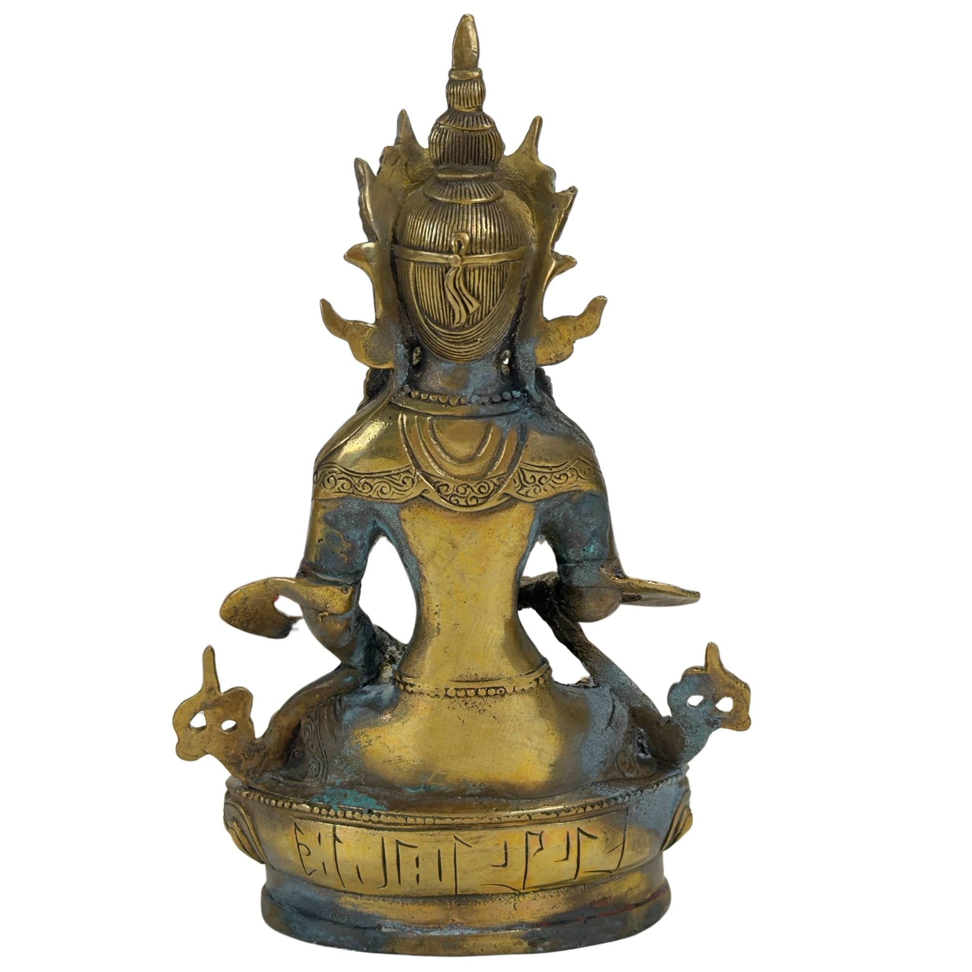 Gedetailleerd messing gietwerk van een zittende Bodhisattva met levensvaas