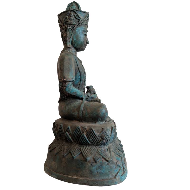 Right profile of the seated Thai Jambupati Buddha and geometric pedestal