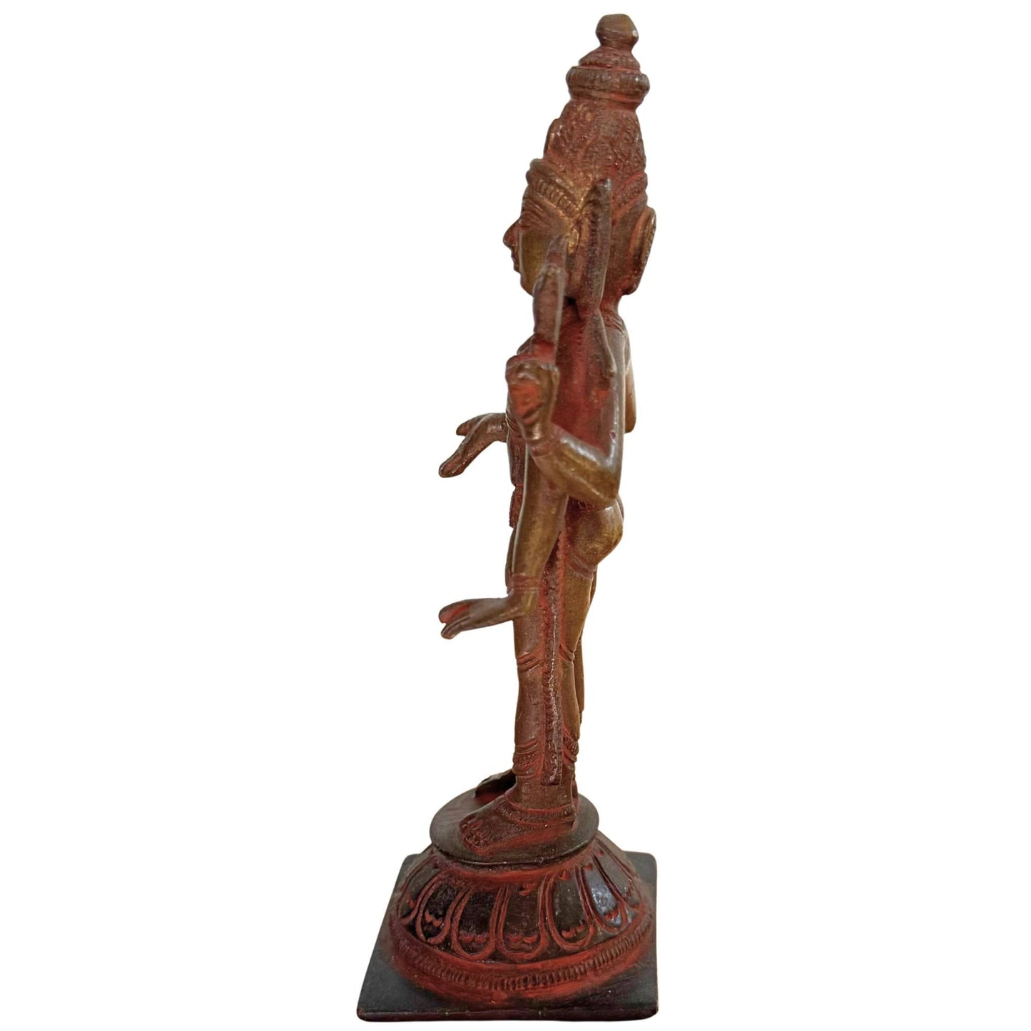 Antiek bronzen Vishnu beeld in de klassieke Chola-stijl traditie uit Zuid-India