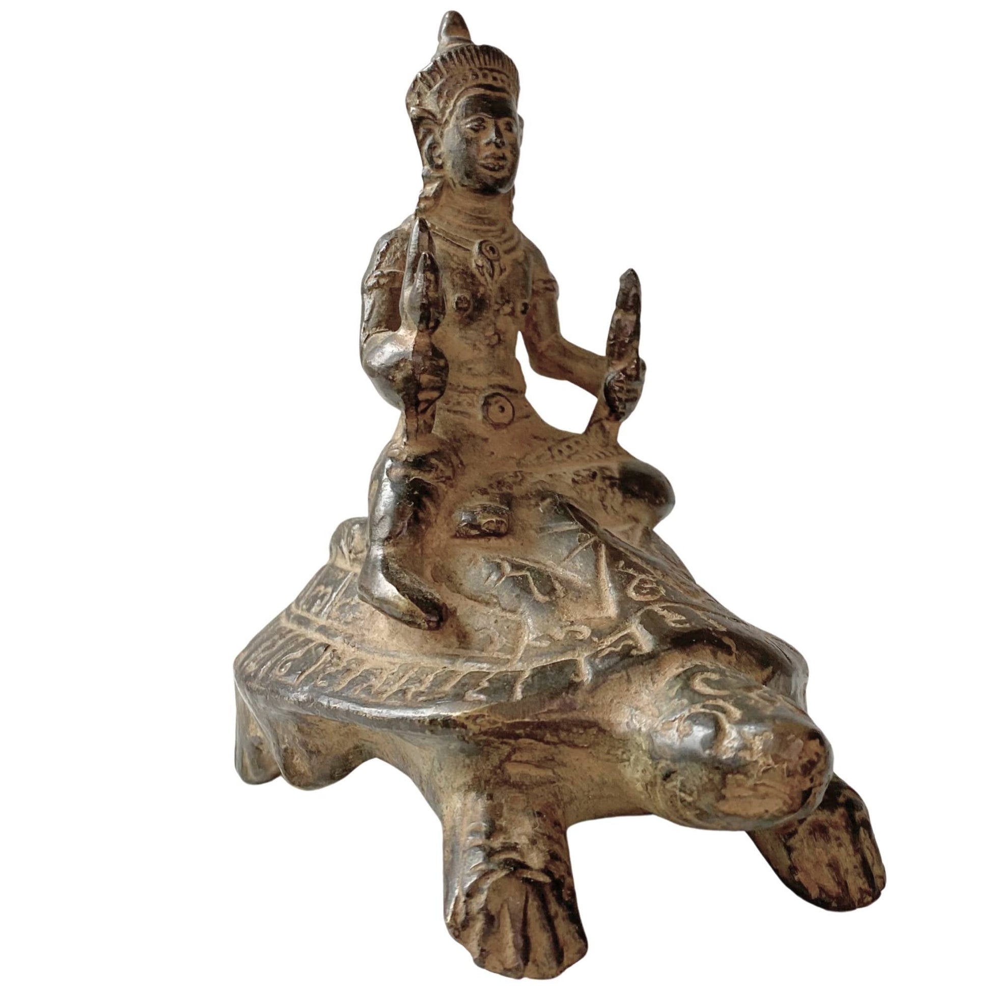 Vishnu als Kurma avatar op een schildpad met heilige yantra tekens