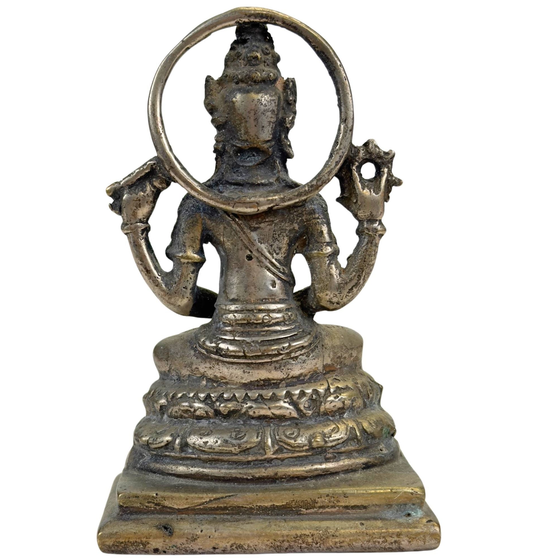 Bronzen Vishnu met Sudarshana chakra en shankha schelp, klassieke hindoe iconografie uit Indonesië