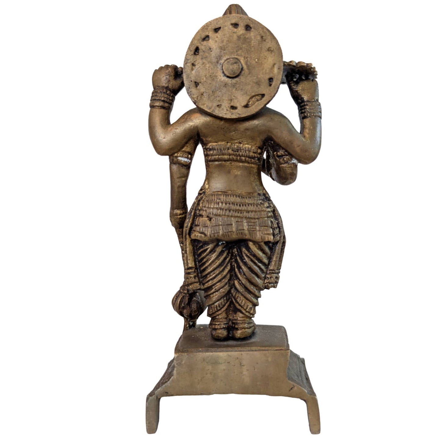 Volledig achteraanzicht van massief gegoten Zuid-Indiaas Vishnu beeld op lotusvoet