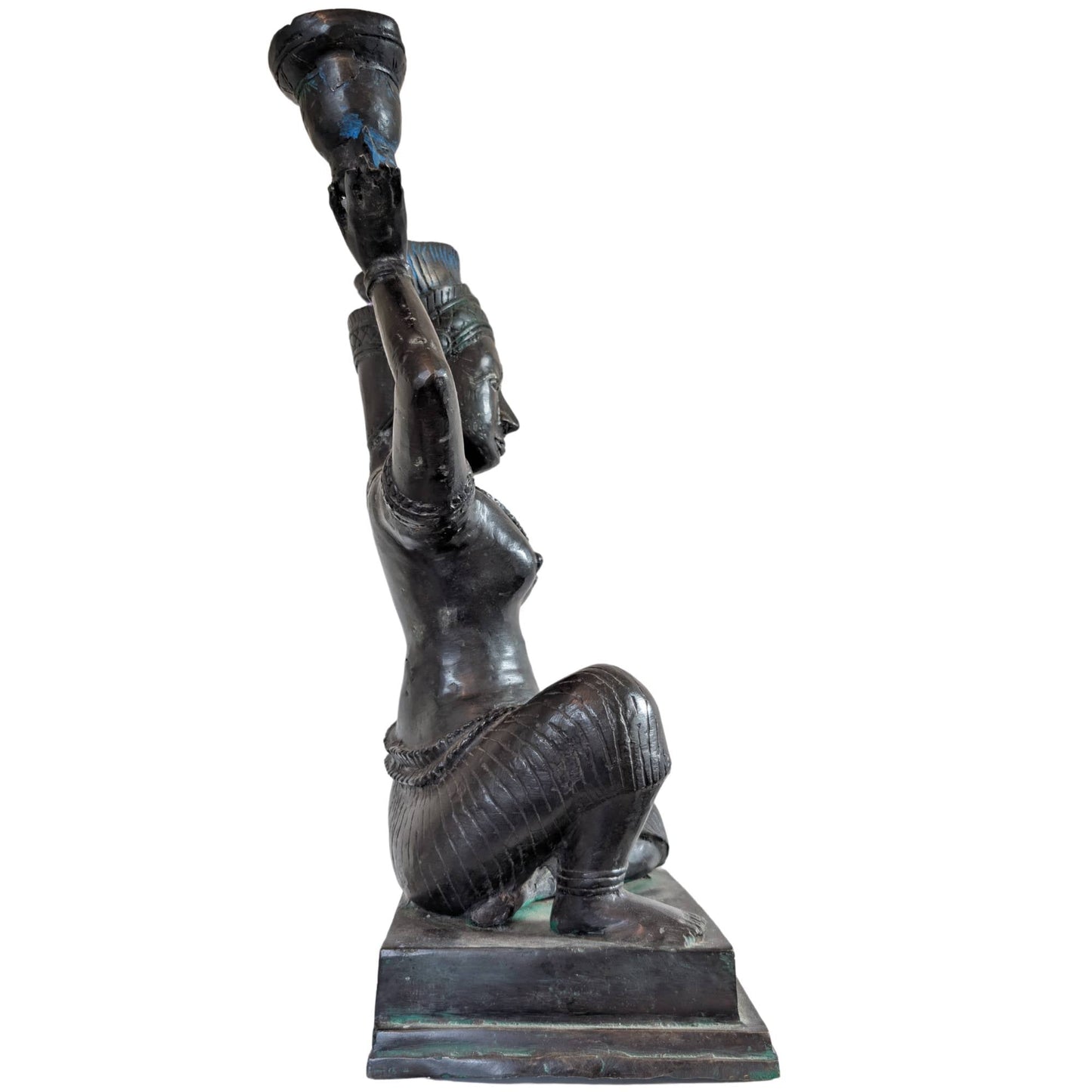 Zijaanzicht van bronzen Yakshi sculptuur Indiase stijl