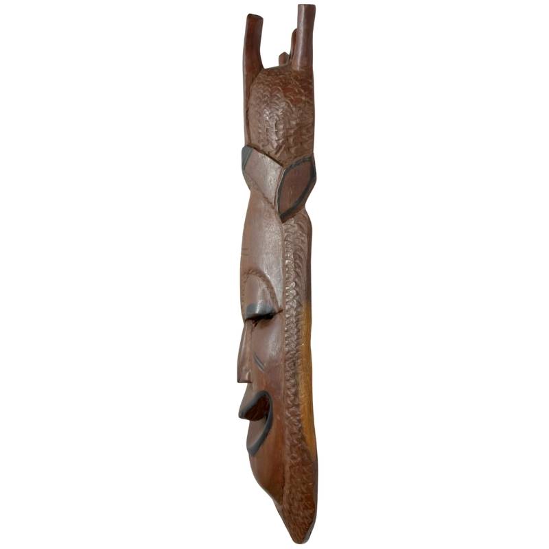 Zijaanzicht van het 2 kg zware massieve Afrikaanse hardhouten masker, uitstekend geschikt als exclusieve muurdecoratie.