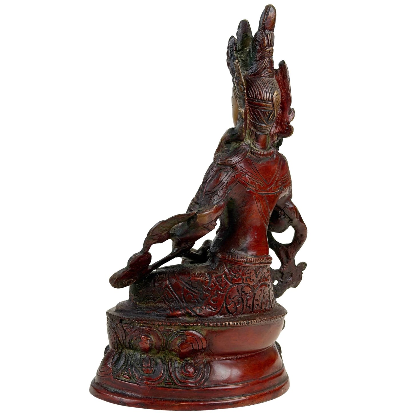 Zijaanzicht van verguld bronzen Vajrasattva beeld met hoge kroon, lotusbasis en diepe roodgroene patina